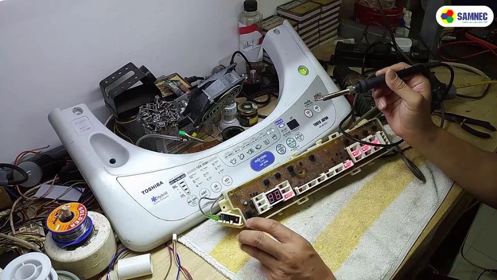Do Board mạch gặp sự cố 