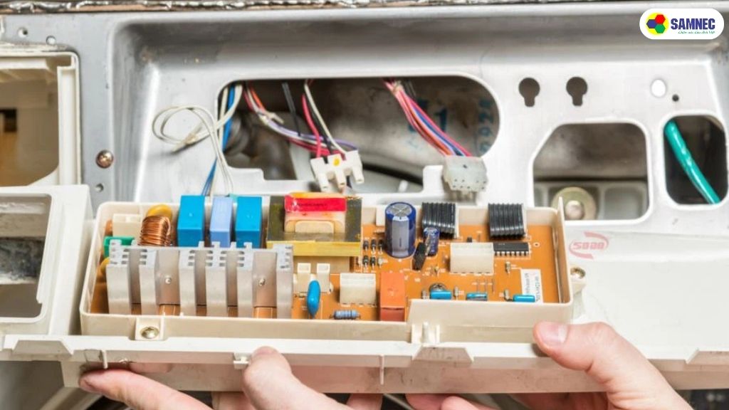 Đường tín hiệu từ phao áp suất về bo mạch bị hỏng 
