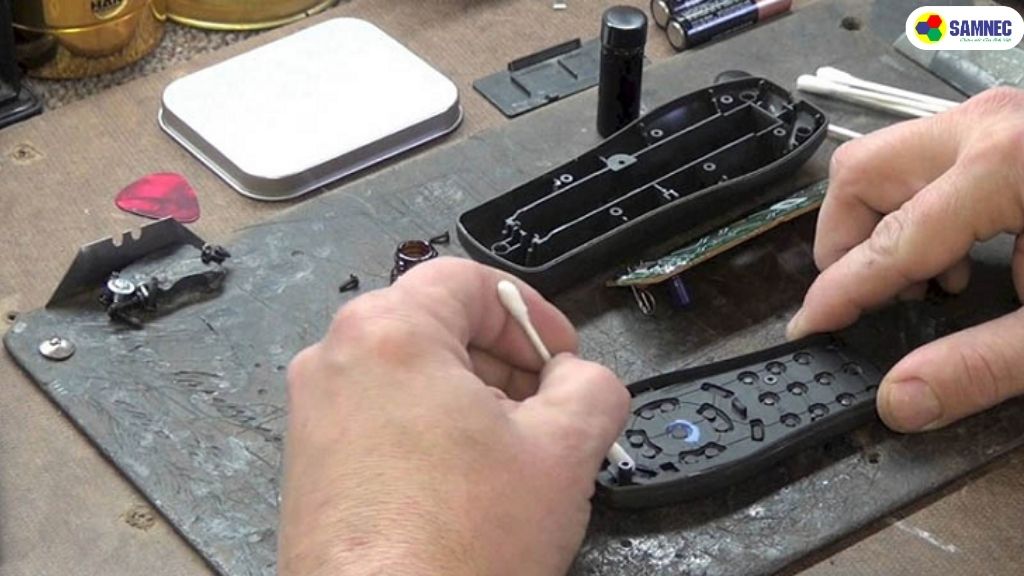 Tách remote thành hai phần