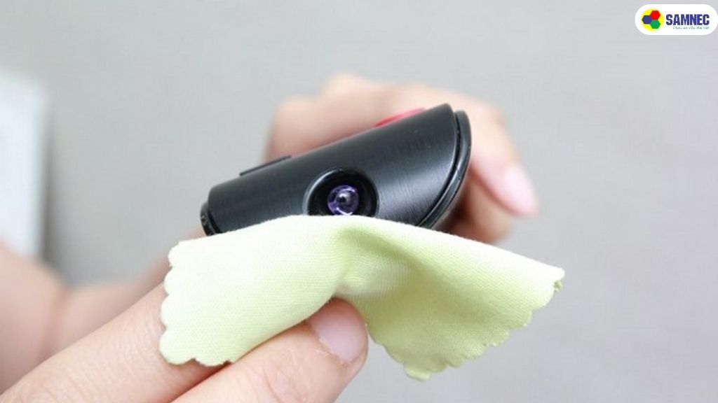 Vệ sinh mắt hồng ngoại remote