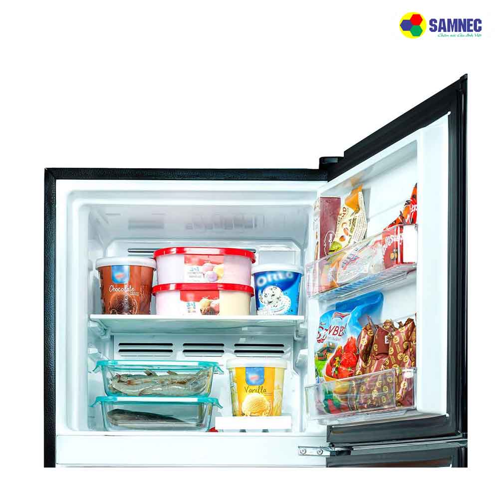Ngăn đông cực lớn trên tủ lạnh Toshiba GR-RT303WE-PMV(52)