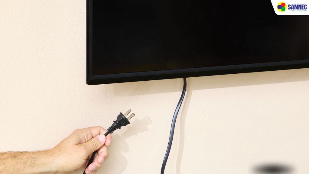 Cách lau màn hình tivi Samsung chuẩn, an toàn tại nhà
