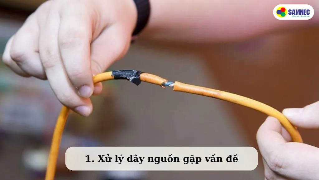Trường hợp lỏng phích cắm tủ lạnh Hitachi, dây nguồn bị đứt hoặc hỏng