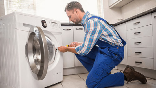 Nguyên nhân và cách xử lý lỗi báo đèn đỏ khi dùng máy giặt Electrolux