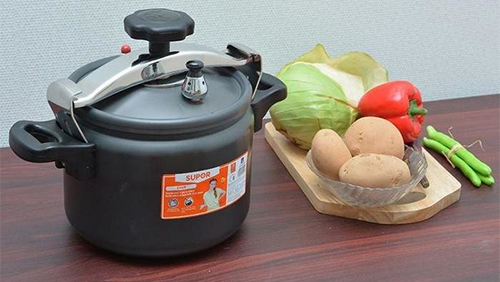 Hướng dẫn mua nồi áp suất phù hợp với gia đình